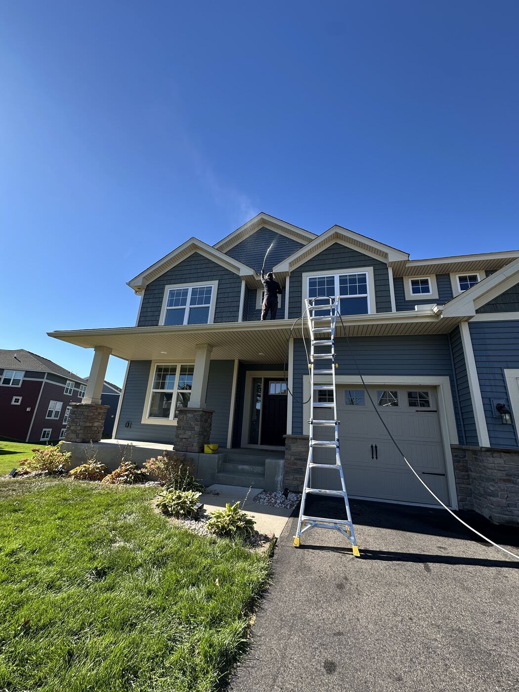 Two-Story Exterior Wash